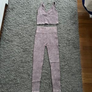 Light purple set size: Small/ Medium